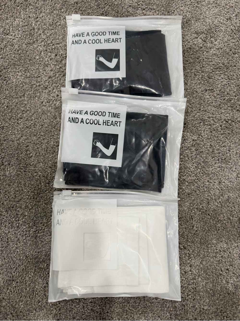 Cooling sleeves for women and teenagers